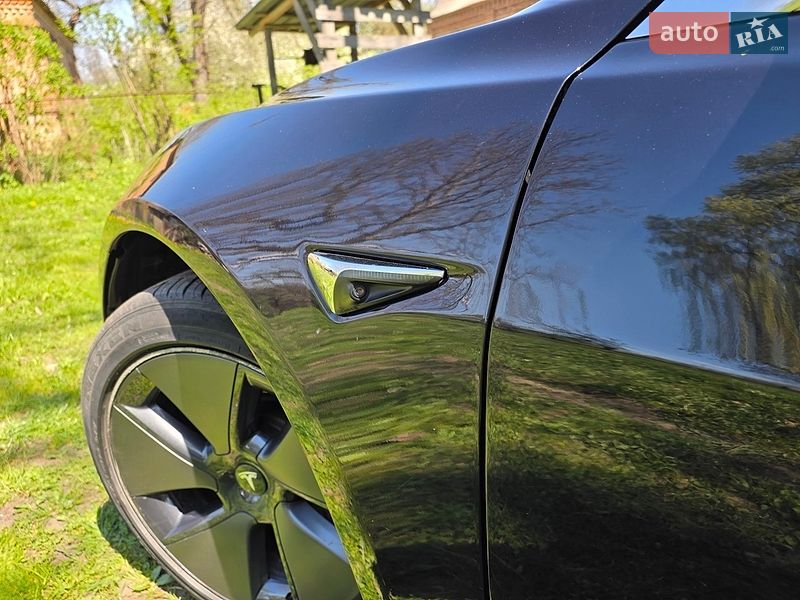 Седан Tesla Model 3 2018 в Бердичеве