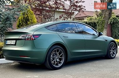 Седан Tesla Model 3 2023 в Одессе