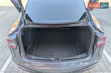Седан Tesla Model 3 2023 в Киеве