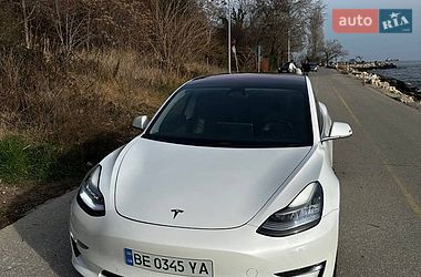 Седан Tesla Model 3 2018 в Кропивницькому