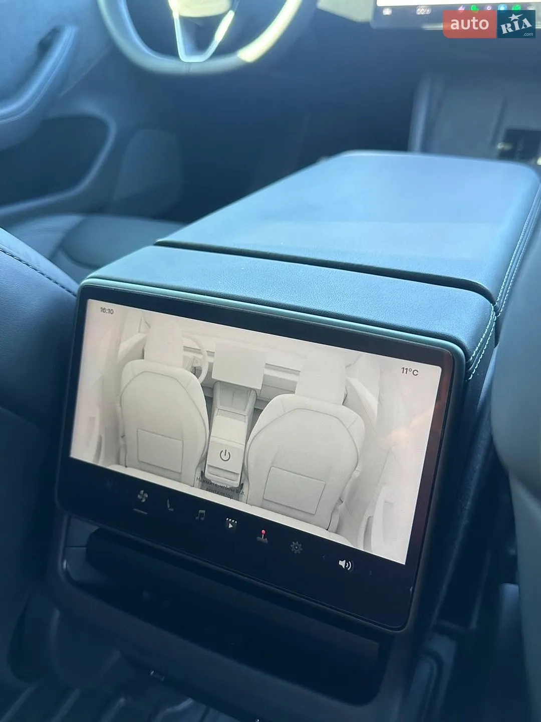 2024 Tesla Model 3 - мініатюра 11