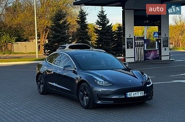 Седан Tesla Model 3 2020 в Днепре