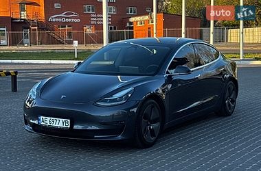 Седан Tesla Model 3 2020 в Днепре