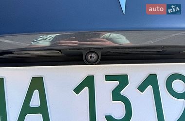 Седан Tesla Model 3 2018 в Киеве