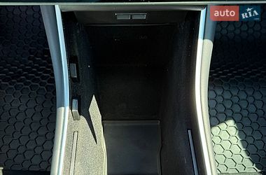 Седан Tesla Model 3 2018 в Киеве