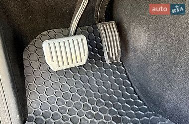 Седан Tesla Model 3 2018 в Киеве
