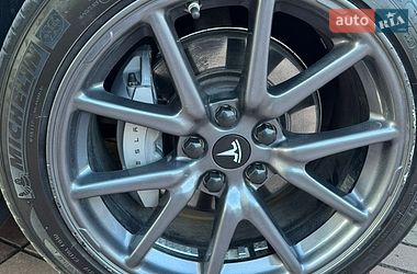 Седан Tesla Model 3 2019 в Києві