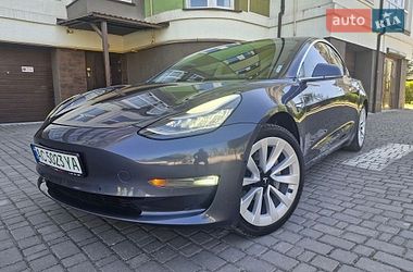 Седан Tesla Model 3 2019 в Ивано-Франковске