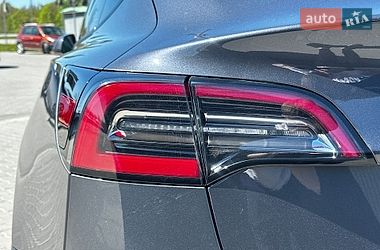 Седан Tesla Model 3 2022 в Львові