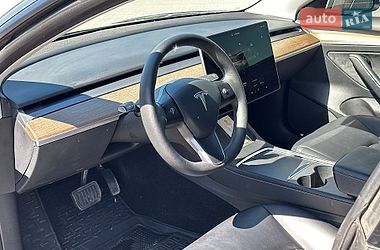 Седан Tesla Model 3 2022 в Львові