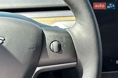 Седан Tesla Model 3 2022 в Львові