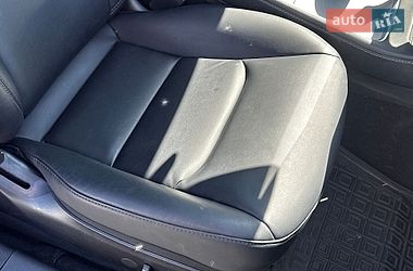 Седан Tesla Model 3 2022 в Львові