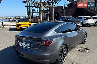 Седан Tesla Model 3 2020 в Одессе