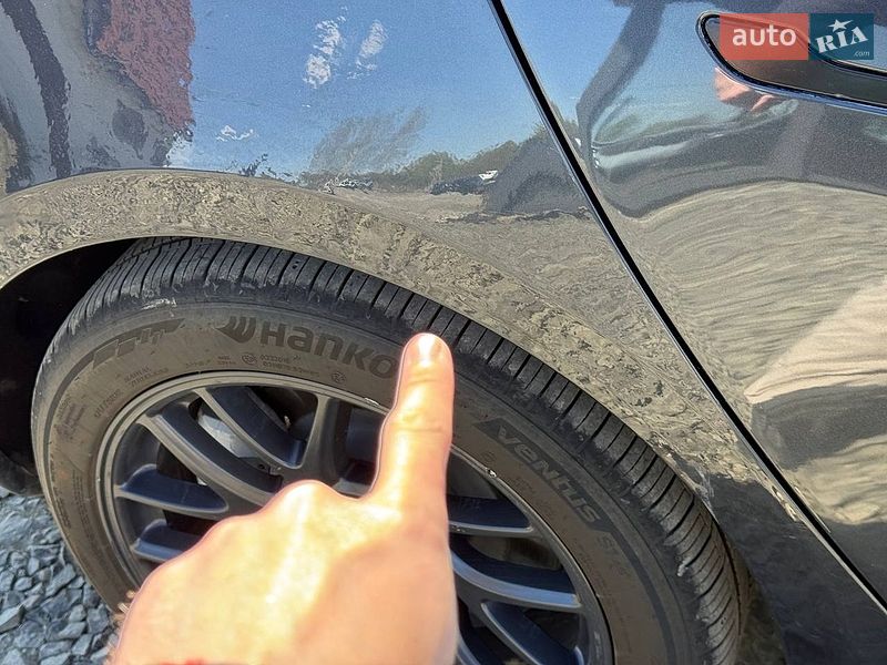Седан Tesla Model 3 2024 в Луцьку