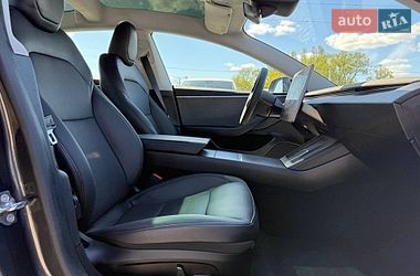 Седан Tesla Model 3 2024 в Луцьку
