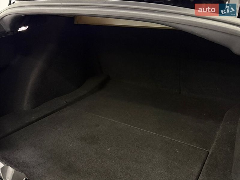 Седан Tesla Model 3 2019 в Одесі