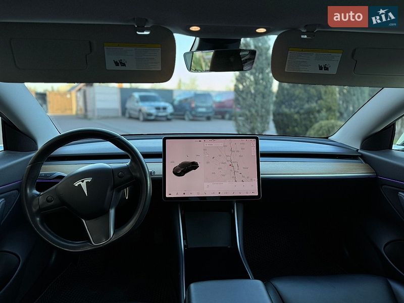 Седан Tesla Model 3 2019 в Стрые