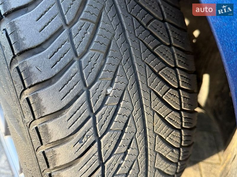 Седан Tesla Model 3 2021 в Львові