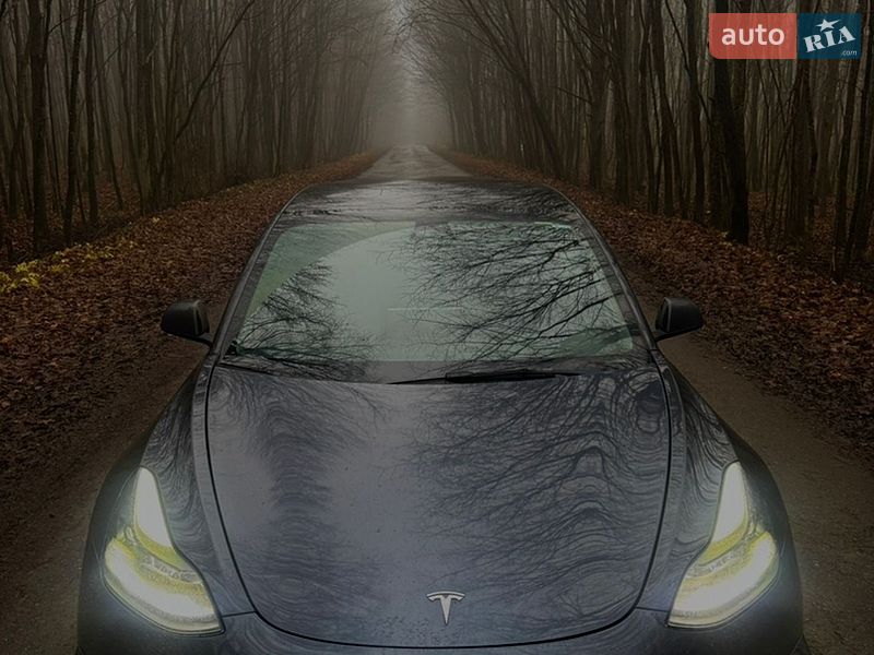 Седан Tesla Model 3 2022 в Каменец-Подольском
