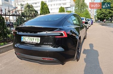 Седан Tesla Model 3 2024 в Львові фото 3 Седан Tesla Model 3 2024 в Львові