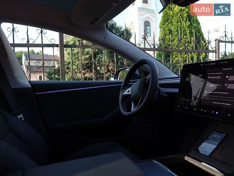 Седан Tesla Model 3 2024 в Львові фото 4 Седан Tesla Model 3 2024 в Львові