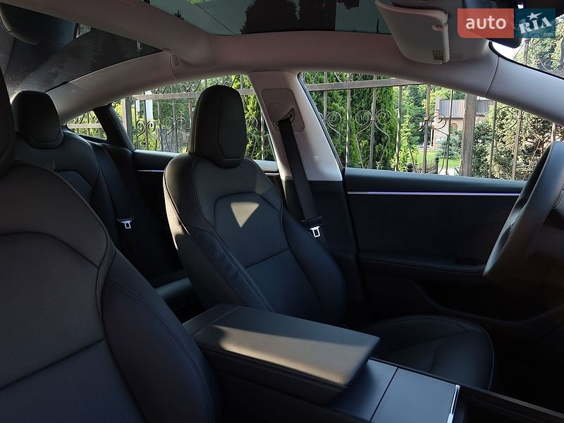 Седан Tesla Model 3 2024 в Львові фото 5 Седан Tesla Model 3 2024 в Львові