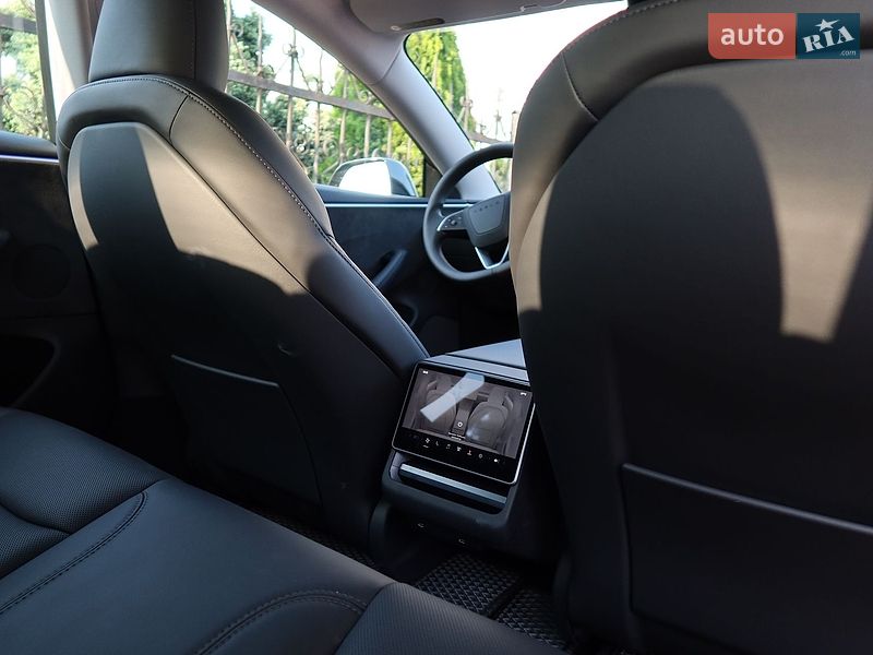 Седан Tesla Model 3 2024 в Львові фото 7 Седан Tesla Model 3 2024 в Львові
