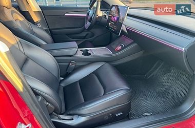 Седан Tesla Model 3 2022 в Дніпрі