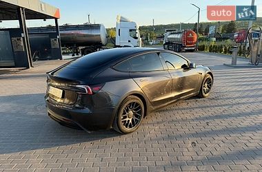 Седан Tesla Model 3 2024 в Золочеве