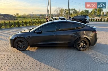 Седан Tesla Model 3 2024 в Золочеве
