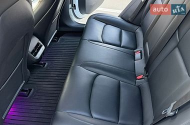 Седан Tesla Model 3 2021 в Киеве