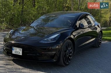 Седан Tesla Model 3 2022 в Тернополі