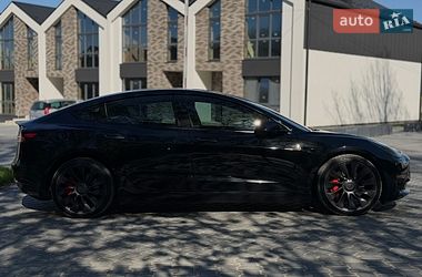 Седан Tesla Model 3 2022 в Тернополі