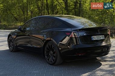 Седан Tesla Model 3 2022 в Тернополі