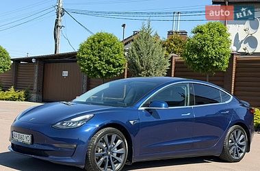 Седан Tesla Model 3 2017 в Борисполе