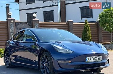 Седан Tesla Model 3 2017 в Борисполе