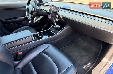 Седан Tesla Model 3 2017 в Борисполе