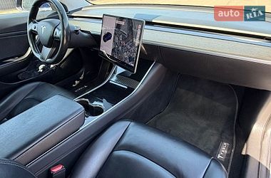 Седан Tesla Model 3 2017 в Борисполе