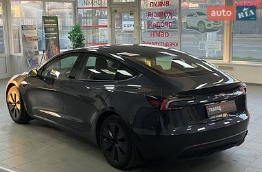 Седан Tesla Model 3 2024 в Киеве