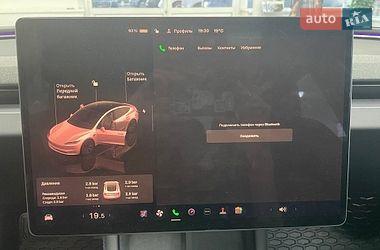 Седан Tesla Model 3 2024 в Киеве