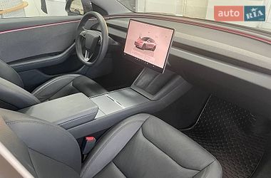 Седан Tesla Model 3 2024 в Киеве