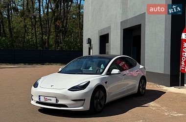 Седан Tesla Model 3 2020 в Києві