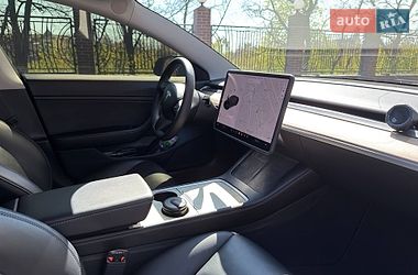 Седан Tesla Model 3 2020 в Харькове