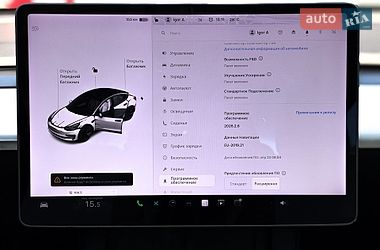 Седан Tesla Model 3 2020 в Києві