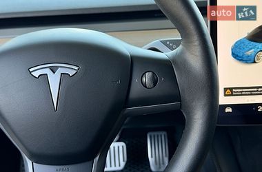 Седан Tesla Model 3 2021 в Виннице