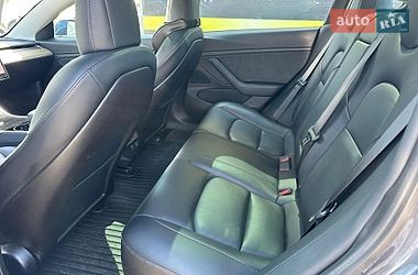 Седан Tesla Model 3 2020 в Ивано-Франковске