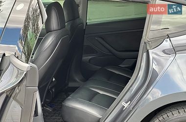 Седан Tesla Model 3 2020 в Запорожье