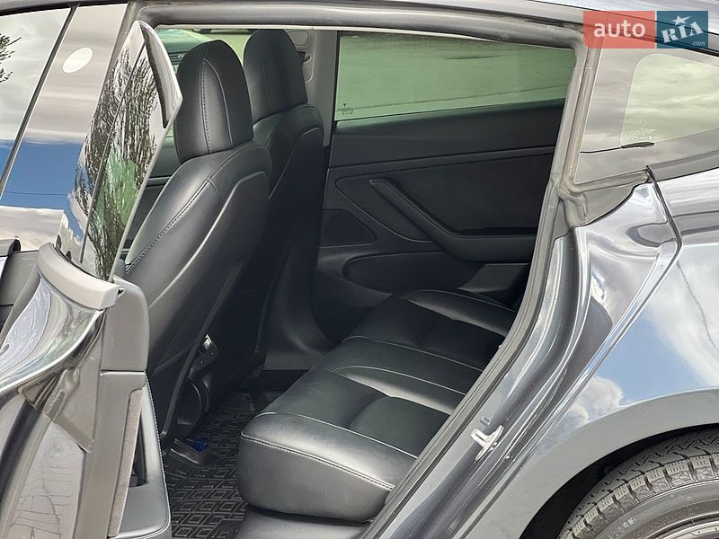 Седан Tesla Model 3 2020 в Запорожье