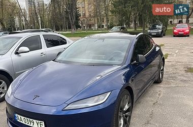 Седан Tesla Model 3 2024 в Киеве