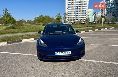 Седан Tesla Model 3 2019 в Черкассах